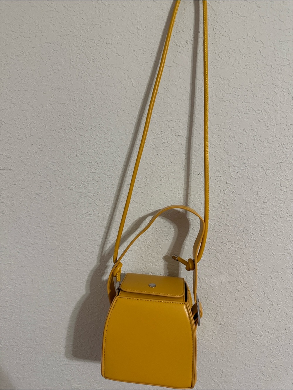 Yellow Crossbody Shoulder Bag - Stylish Everyday Carry